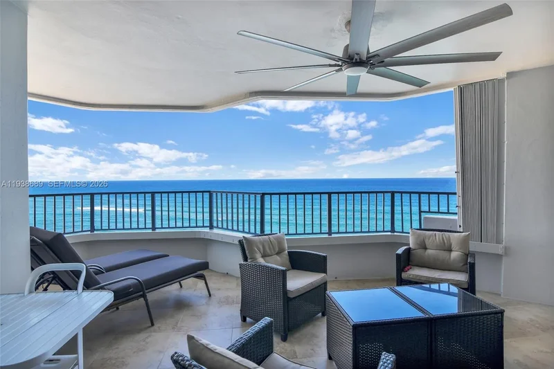 5200 N Ocean Dr 1105, Riviera Beach, Florida, United States. - Photo 14