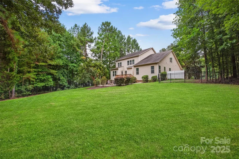 2103 Saddleridge Drive, Waxhaw, NC 28173, Waxhaw, North Carolina, United States. - Photo 27