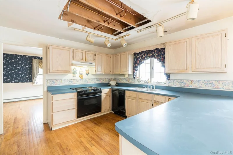 6 Coach Lantern Drive, Hopewell Junction, New York, United States. - Photo 38