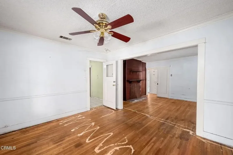 2070 Meridian Avenue, South Pasadena, California, United States. - Photo 27