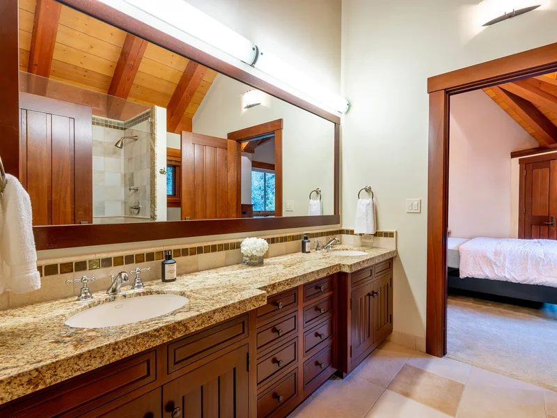2219 Lake Placid Road, Whistler, CANADA, Whistler, British Columbia, Canada. - Photo 27