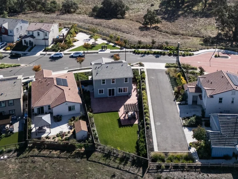 7021 Vintner Court, Gilroy, California, United States. - Photo 20