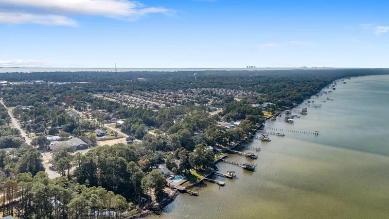 5640 East Bay Boulevard, Gulf Breeze, FL 32563, Gulf Breeze, Florida, United States. - Photo 28