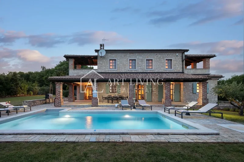 Poreč-surroundings, luxurious stone villa in rustic style with swimming pool