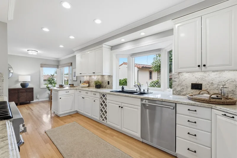1609 Vía Montemar , Palos Verdes Estates, CA 90274, Rolling Hills Estates, California, United States. - Photo 8
