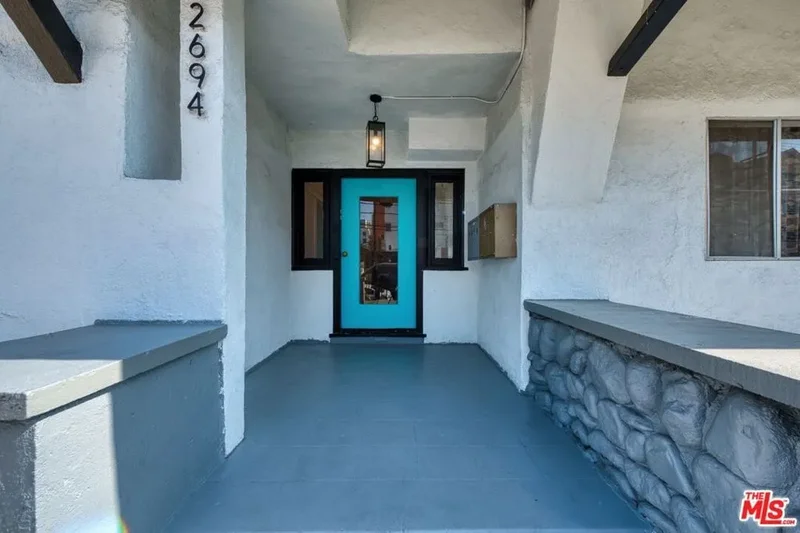 2694 James M Wood Boulevard, Los Angeles, California, United States. - Photo 15
