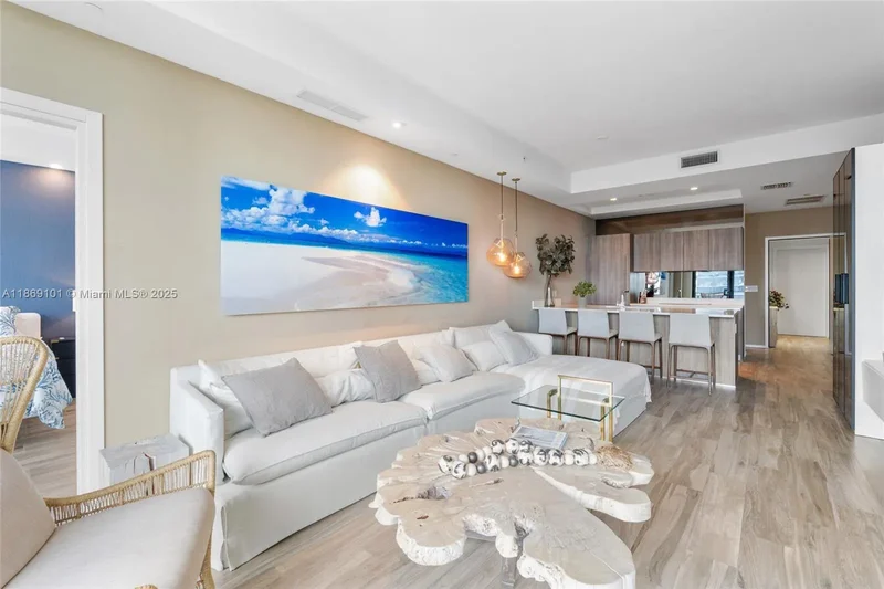 801 S Miami Ave, Miami, FL 33130, Miami, Florida, United States. - Photo 35