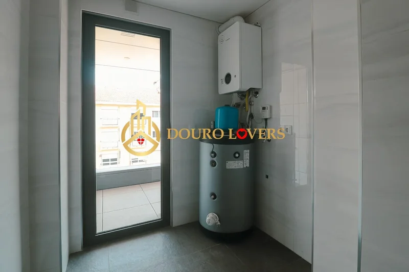 Cedofeita - Santo Ildefonso - Sé - Miragaia - São Nicolau - Vitória, Porto, Porto, Porto, Cedofeita, Santo Ildefonso, Se, Miragaia, Sao Nicolau e Vitoria, Porto District, Portugal. - Photo 9