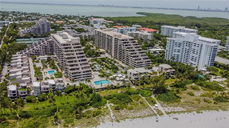 251 Crandon Blvd 237, Key Biscayne, Florida, United States. - Photo 18