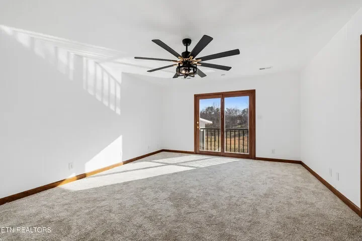 8002 Jackson Bend Rd, Lenoir City, TN, 37772, USA, Lenoir City, Tennessee, United States. - Photo 29