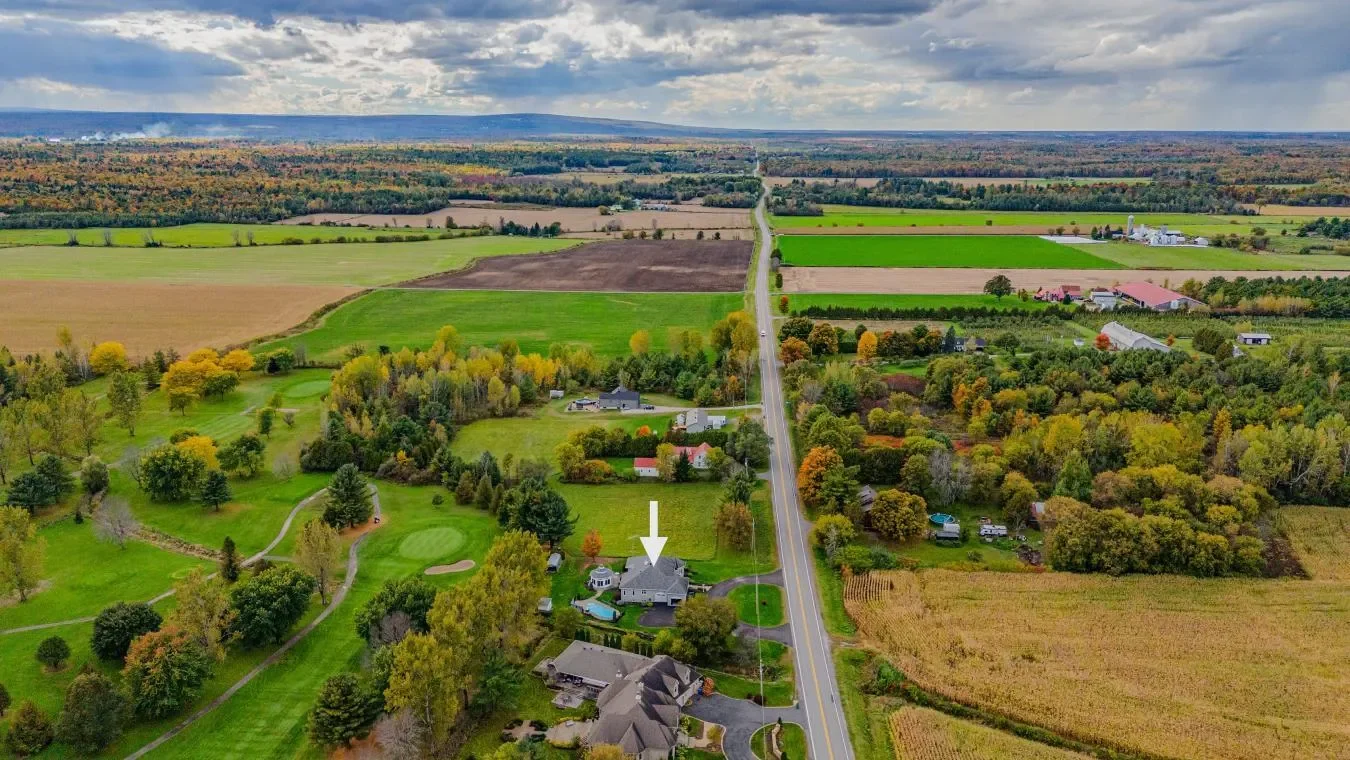 392 Route 202 O., Hemmingford, Quebec, Canada. - Photo 33