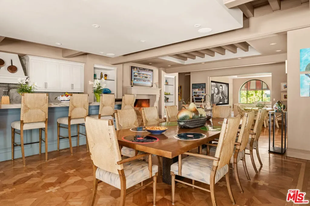 4009 Valley Meadow Road, Los Angeles, California, United States. - Photo 20