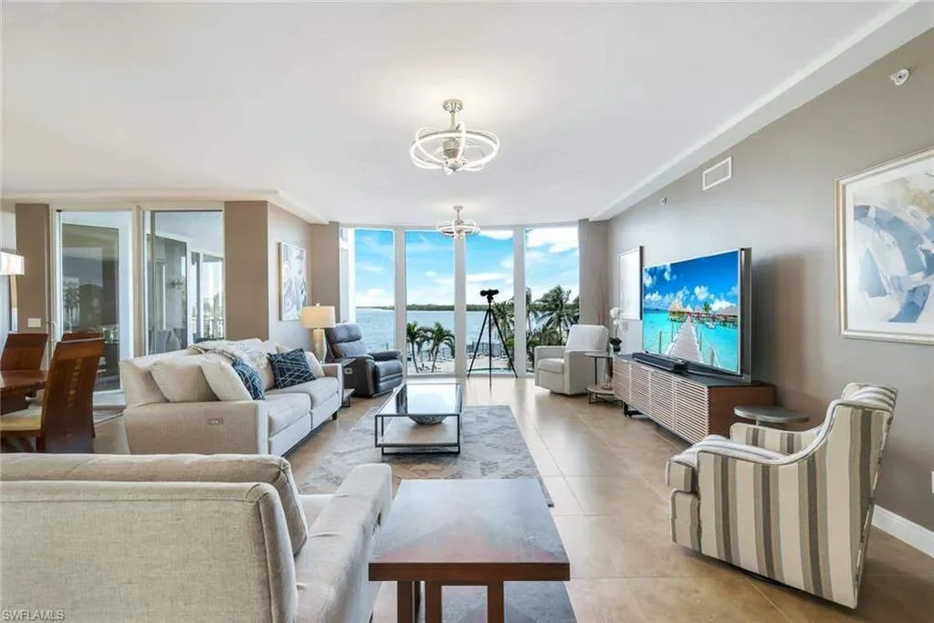 700 La Peninsula BLVD, #206, Naples, FL, 34113, USA, Naples, Florida, United States. - Photo 32