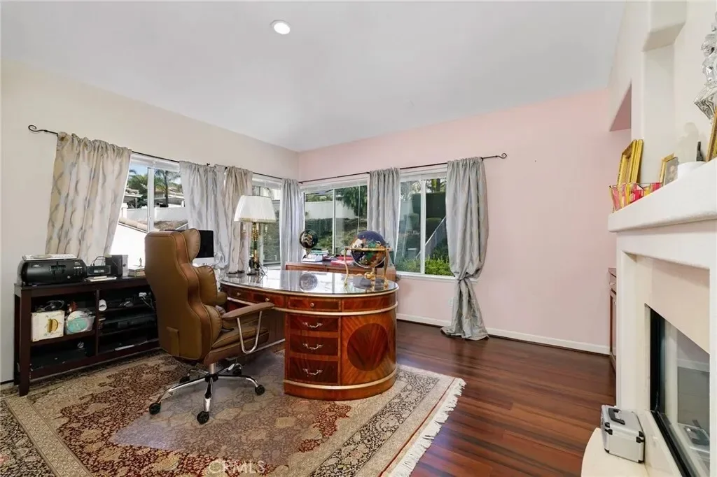5730 Glen Oaks, La Verne, California, United States. - Photo 19