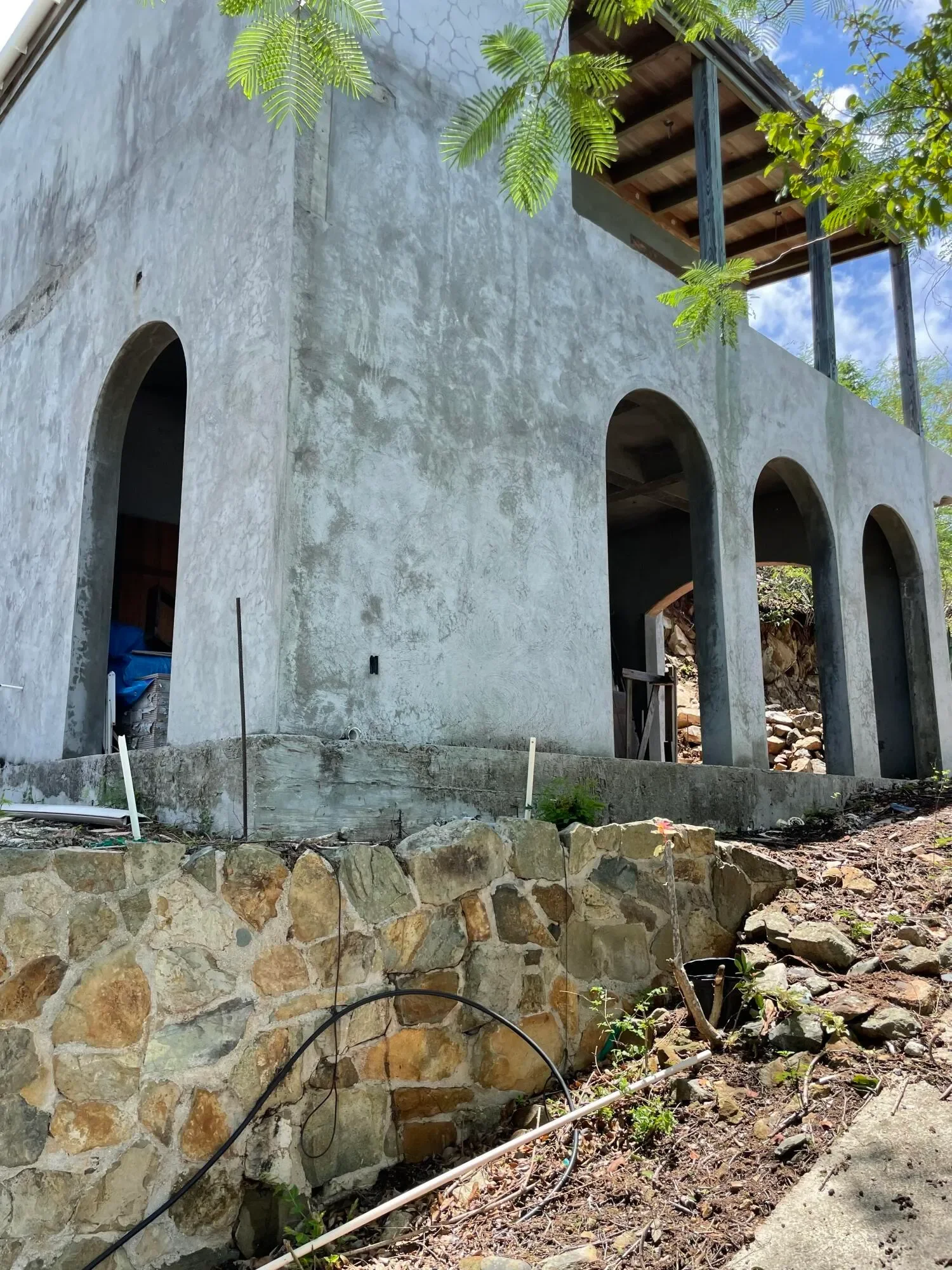 Exterior photo 2