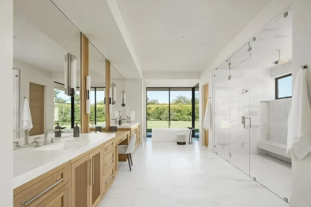 16345 Los Arboles, Rancho Santa Fe, California, United States. - Photo 13