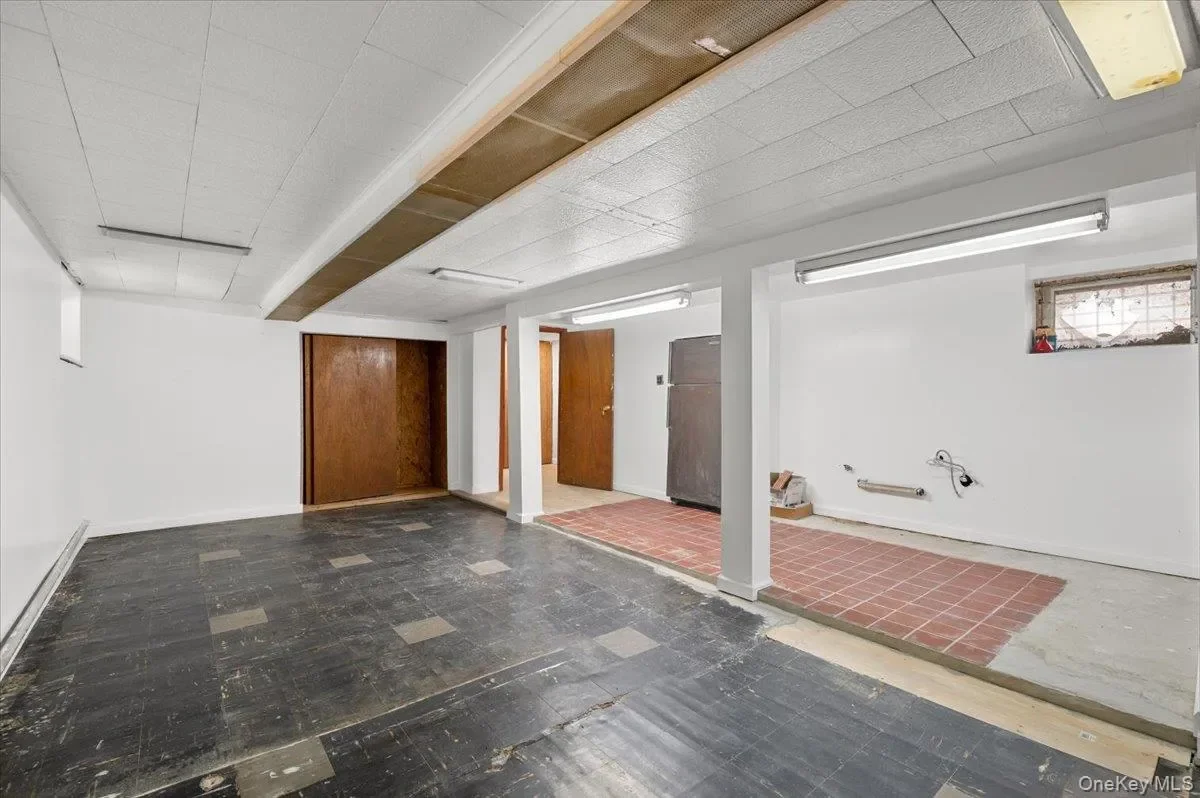 14744 84th Drive, Briarwood, NY 11435, New York, New York, United States. - Photo 5
