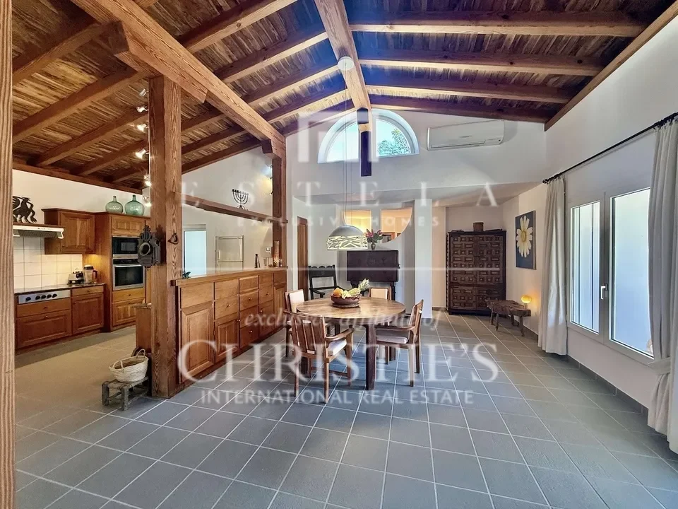 Gallery photo 4
