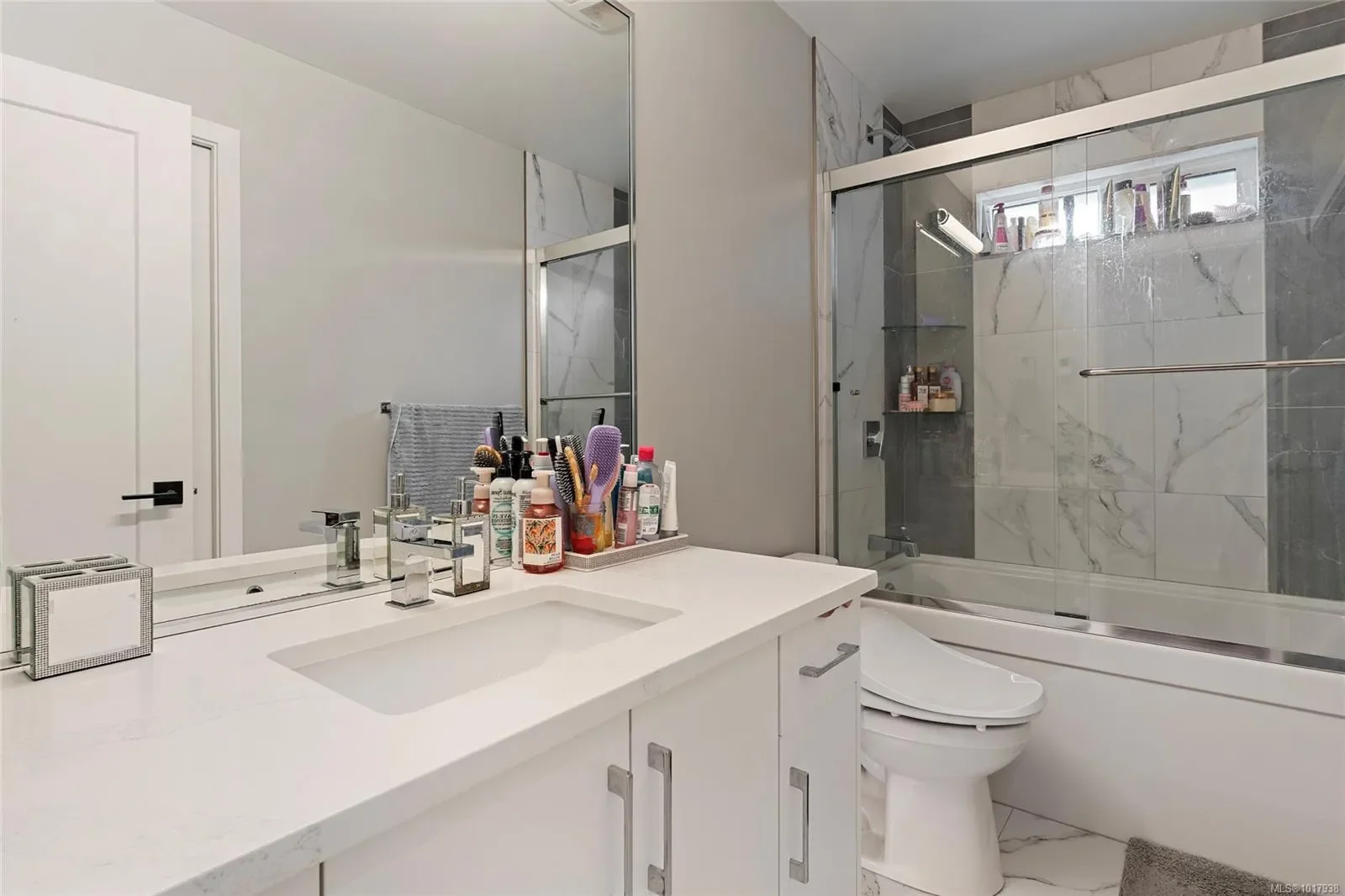 25 Tuzo Crt, View Royal, British Columbia, Canada. - Photo 27