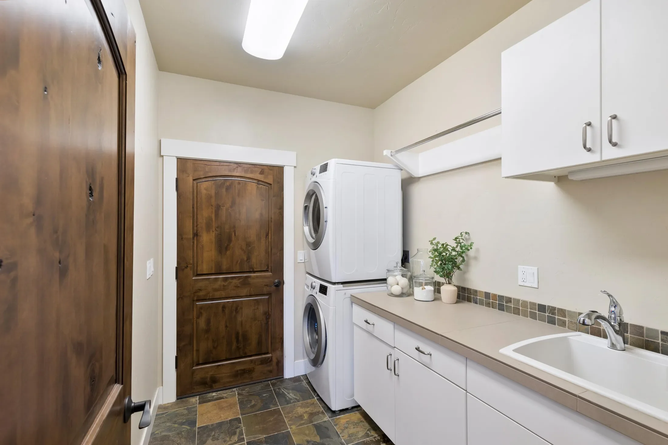 2927 NW Celilo Lane, Bend, Oregon, United States. - Photo 27