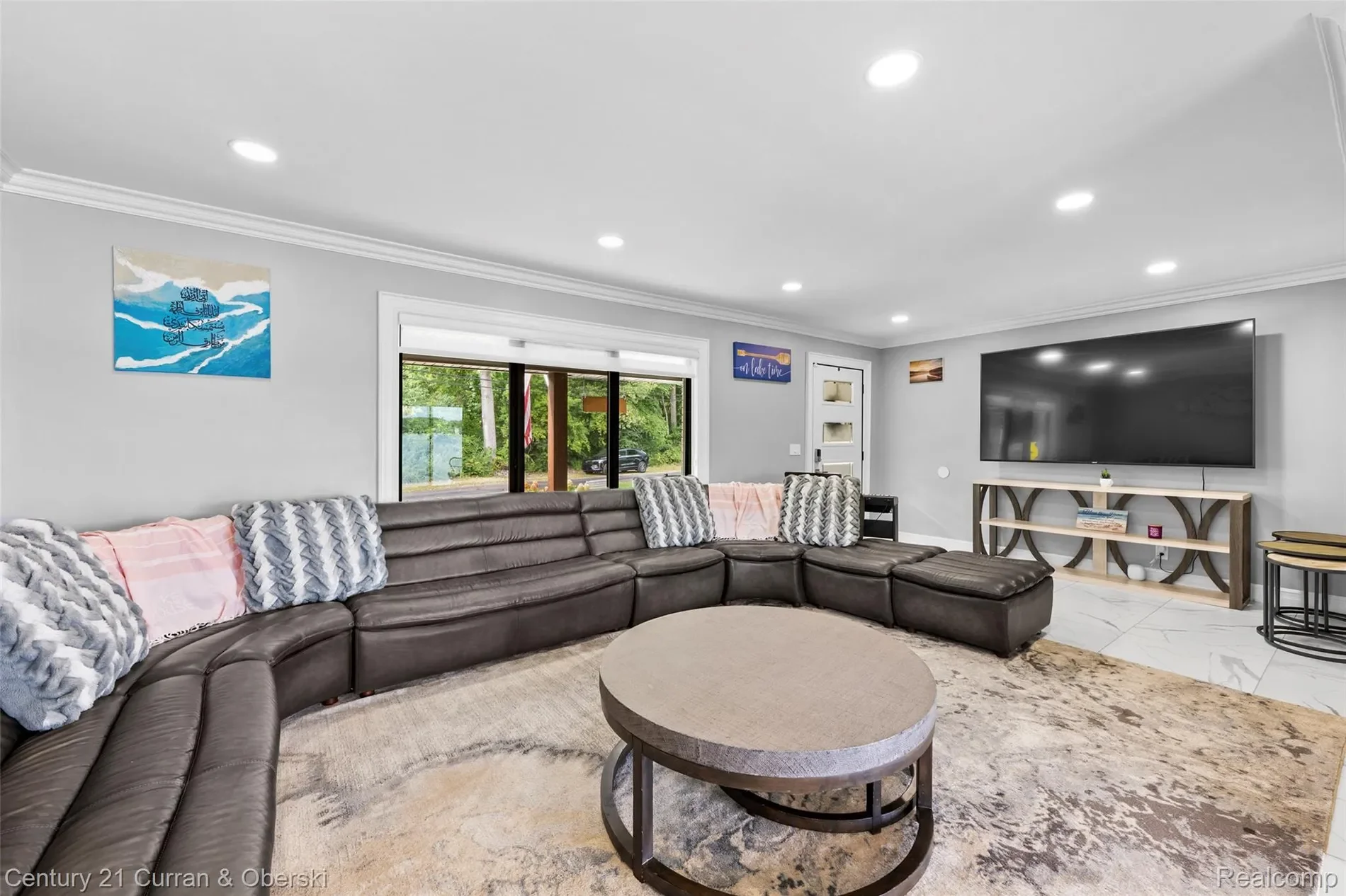 4255 Lakewood Drive, Waterford Charter Township, MI 48329, Pontiac, Michigan, United States. - Photo 11