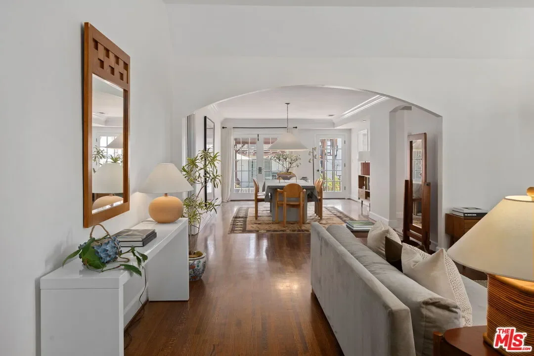 Gallery photo 1