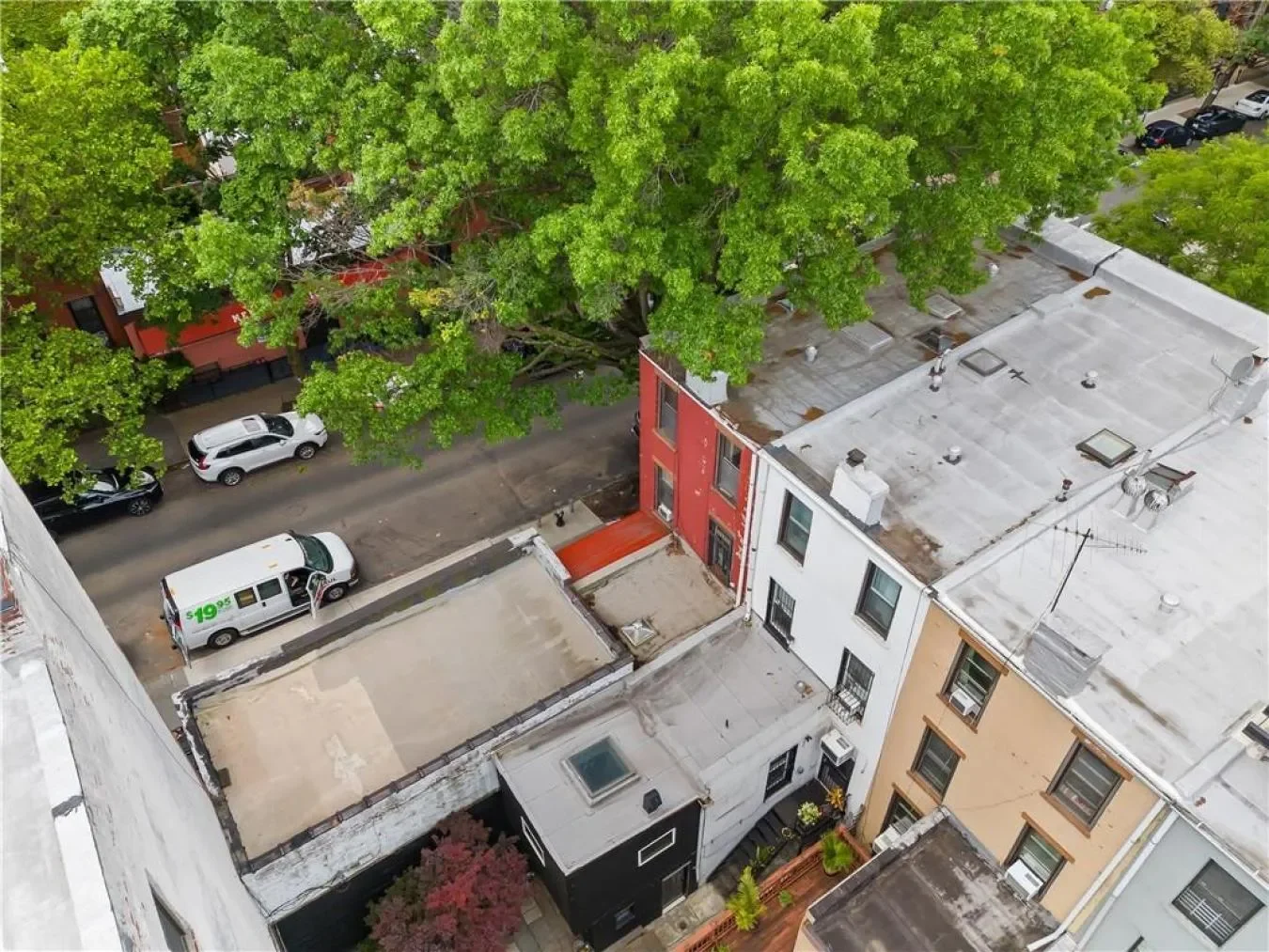 385 6th Avenue, New York, New York, United States. - Photo 23