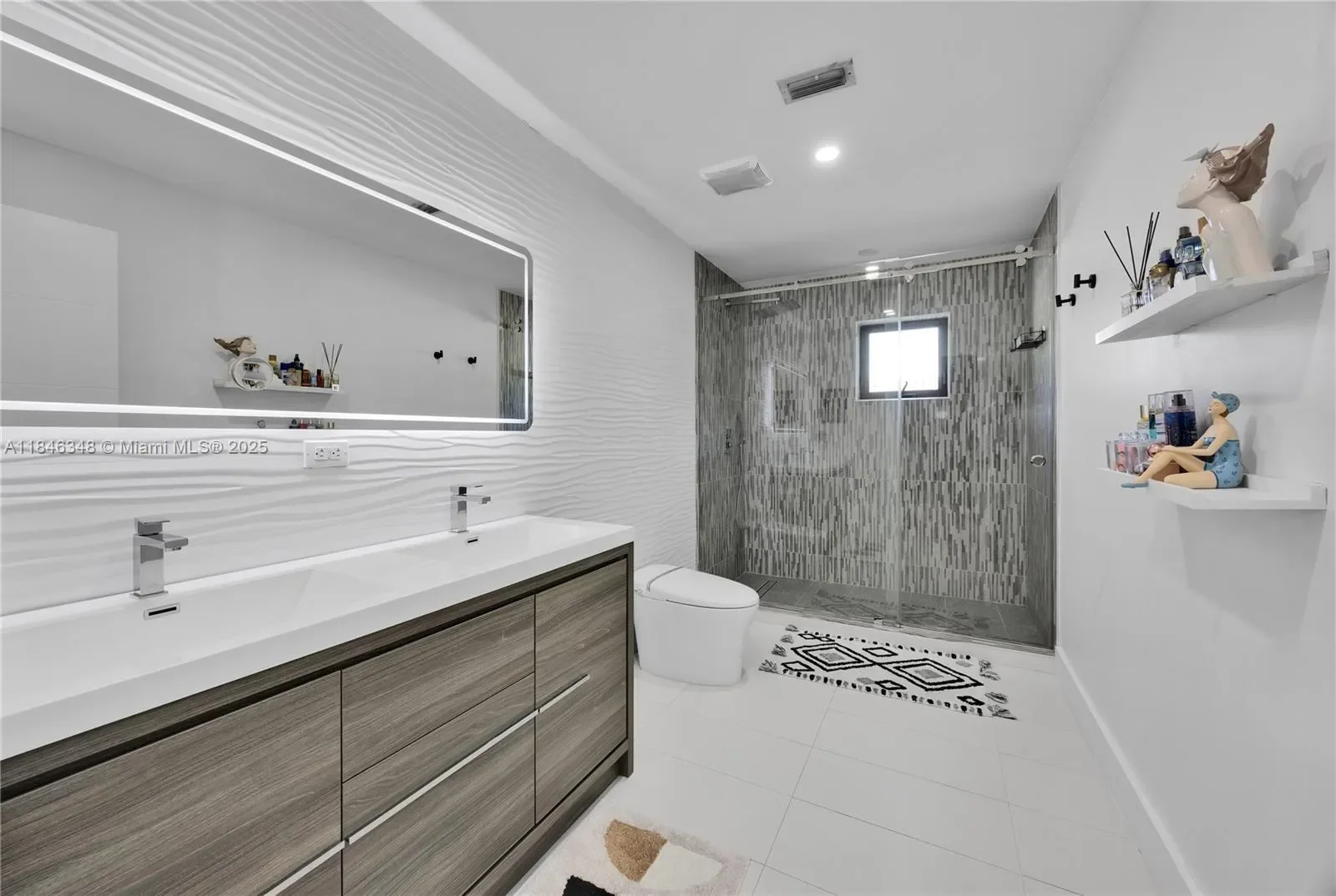 1117 Alberca St, Coral Gables, Florida, United States. - Photo 26