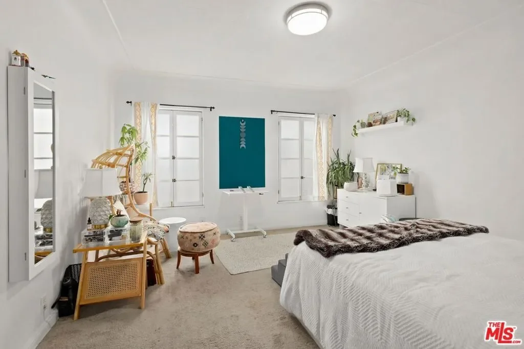 1118 S Crescent Heights Boulevard, Los Angeles, California, United States. - Photo 5