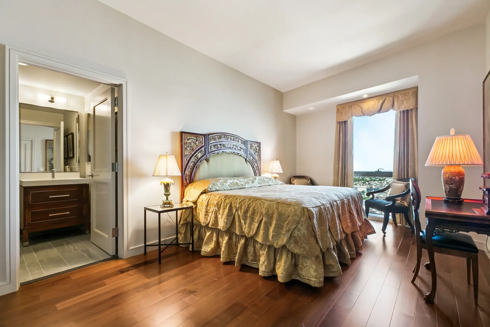 2 Canal Street Unit#2505 , New Orleans, LA 70130, New Orleans, Louisiana, United States. - Photo 30