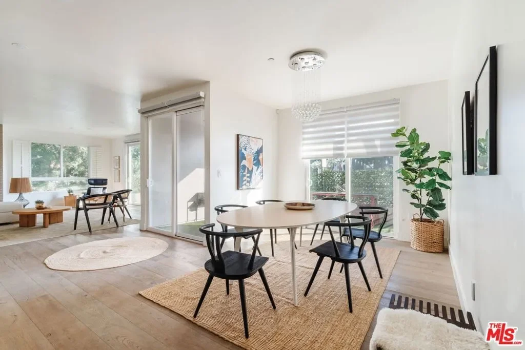 4925 Wilshire Boulevard 103, Los Angeles, California, United States. - Photo 11