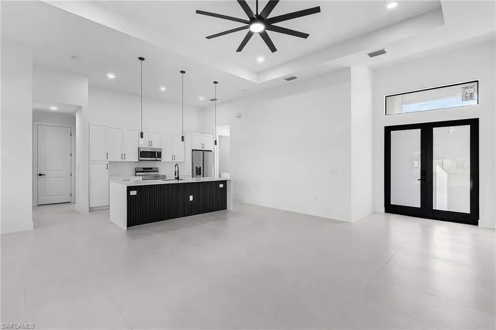 417 SW 23rd TER, CAPE CORAL, FL 33991, Cape Coral, Florida, United States. - Photo 4