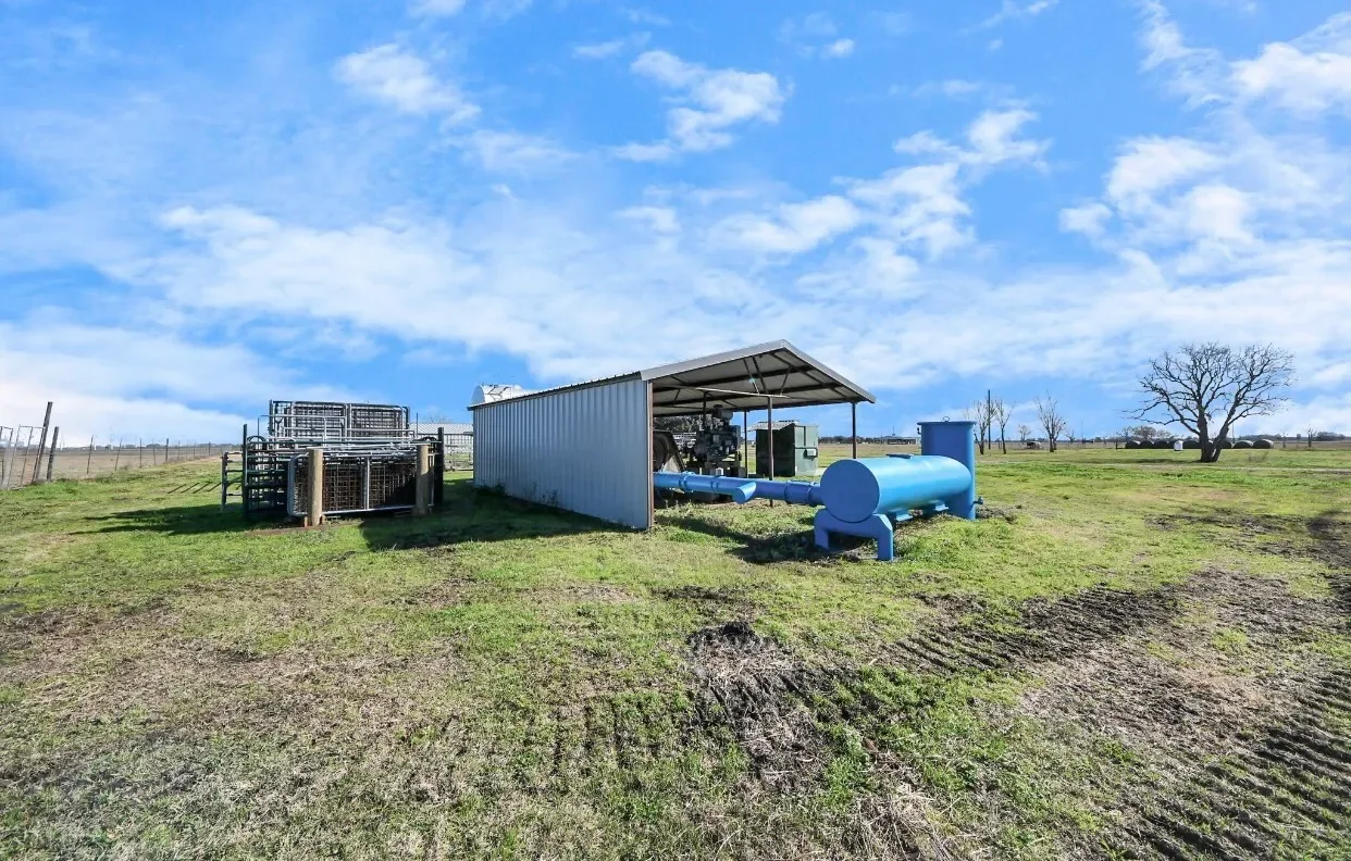 5523 Ehrman Lake Lane, Wallis, TX 77485, Wallis, Texas, United States. - Photo 16