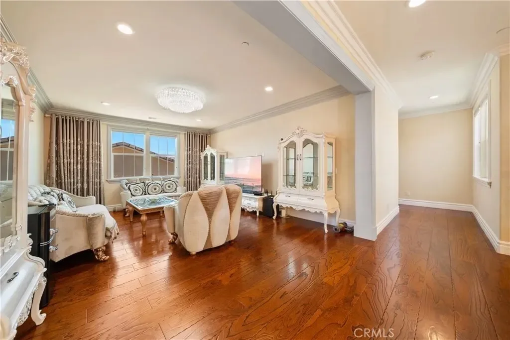 6829 Birmingham Drive, Chino, California, United States. - Photo 31