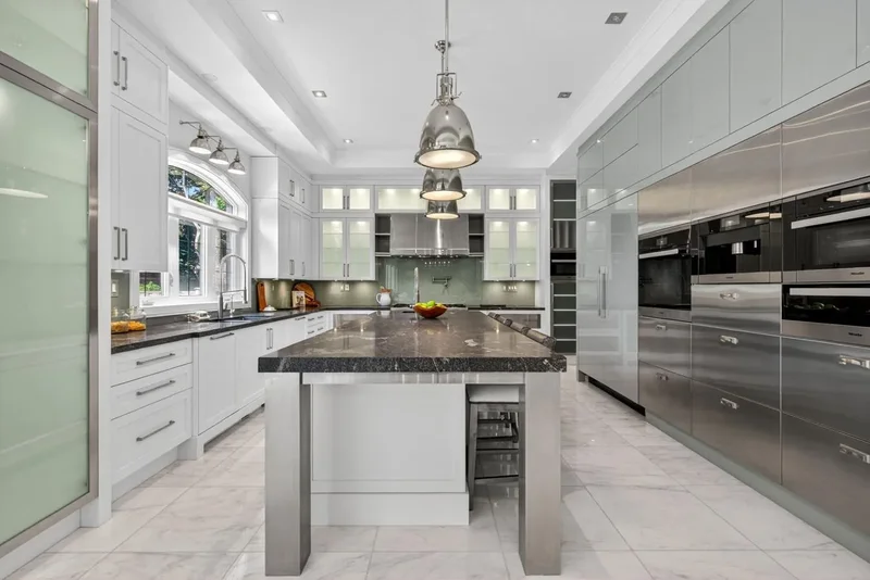 29 Junewood Crescent, Toronto, Ontario, Canada. - Photo 11
