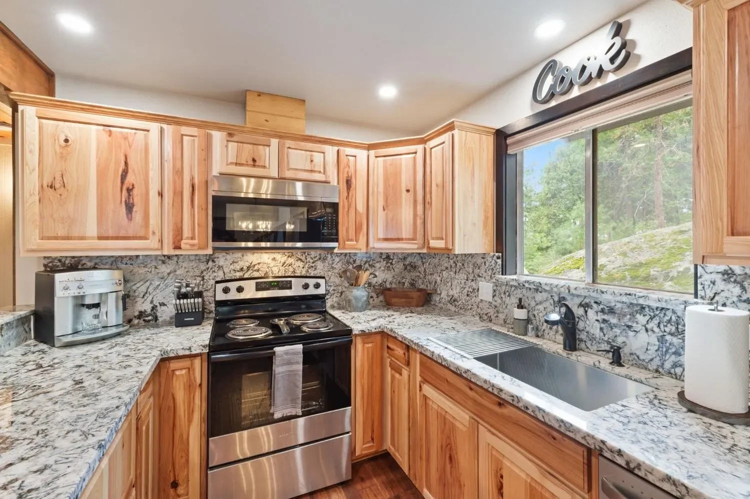 41250 Kokanee Lane, Shaver Lake, CA 93664, Shaver Lake, California, United States. - Photo 12