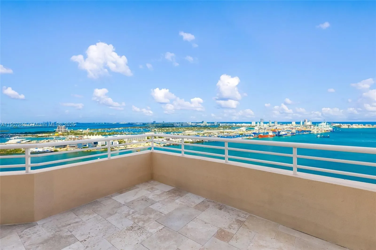 808 Brickell Key Dr 3901, Miami, Florida, United States. - Photo 40