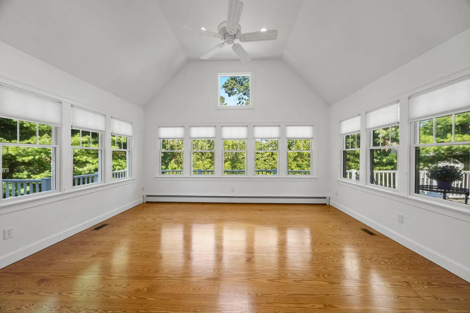 Gallery photo 11