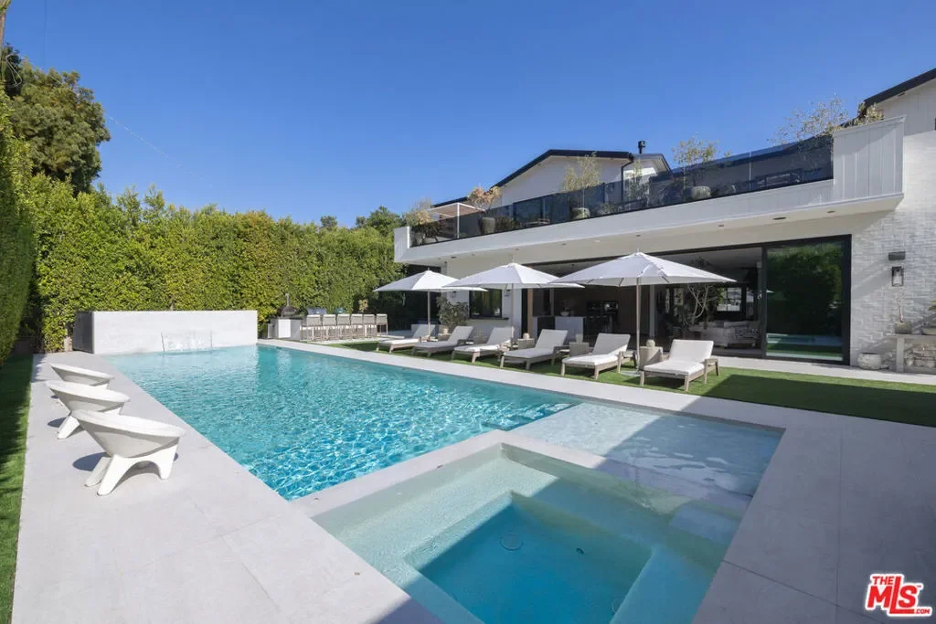 455 N Bundy Drive, Los Angeles, California, United States. - Photo 25