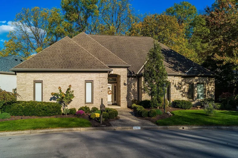 4270 Llanfair Court, Columbus, OH 43221, Columbus, Ohio, United States. - Photo 59