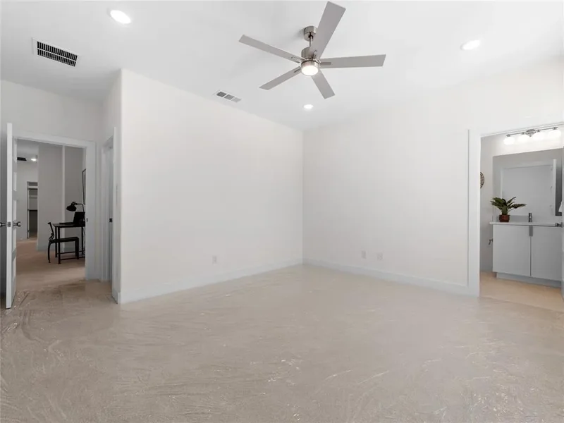 426 Martinique Avenue, Dallas, Texas, United States. - Photo 31