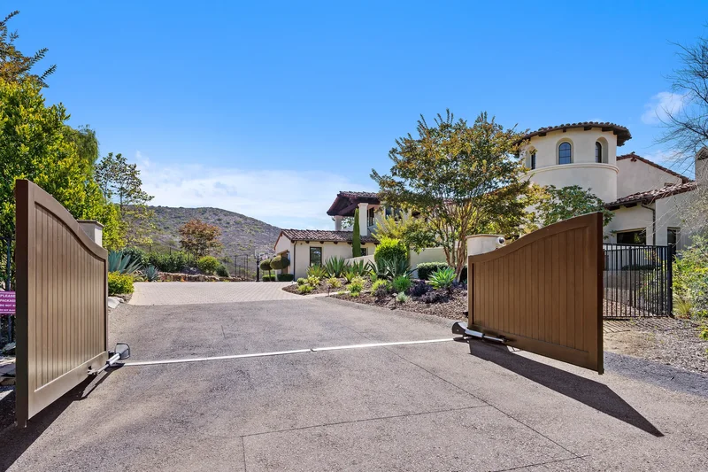 8183 Doug Hill , San Diego, CA 92127, Rancho Santa Fe, California, United States. - Photo 35