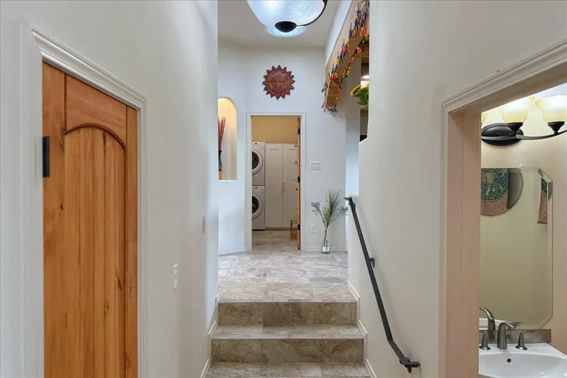 12 Via Optima, Santa Fe, NM 87507, Santa Fe, New Mexico, United States. - Photo 15