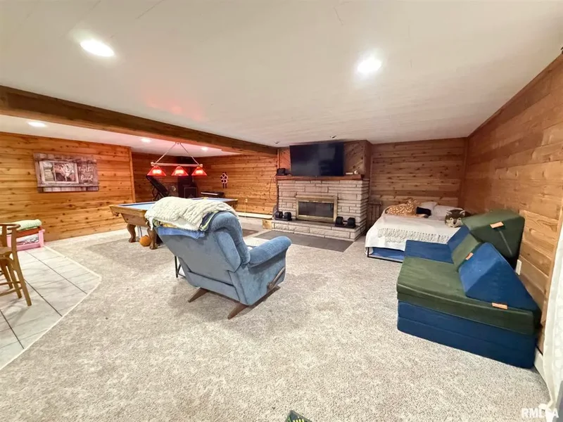 1196 160th Street, Abingdon, IL 61410, Abingdon, Illinois, United States. - Photo 83