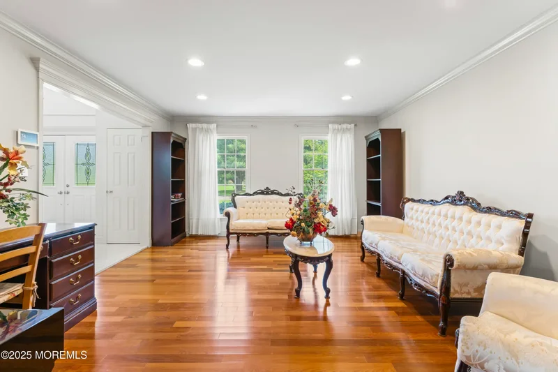 20 Birch Lane, Colts Neck, NJ 07722, 07722, New Jersey, United States. - Photo 10