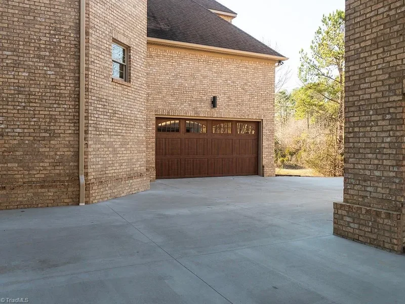 2006 Otter Creek Drive, Whitsett, North Carolina, United States. - Photo 39