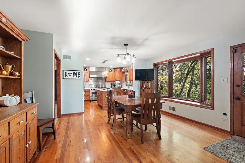 1110 Lakeside Drive, New Lenox, IL 60451, New Lenox, Illinois, United States. - Photo 15