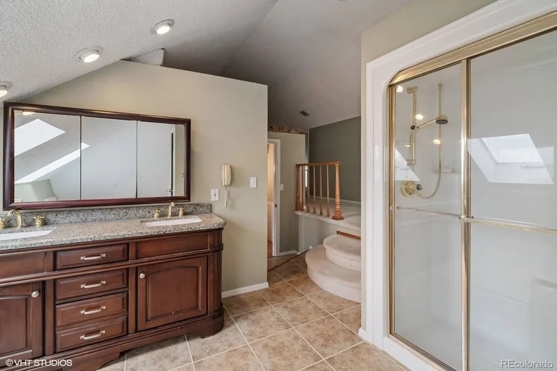 22081 Paradise Circle, Golden, CO 80401, Golden, Colorado, United States. - Photo 27