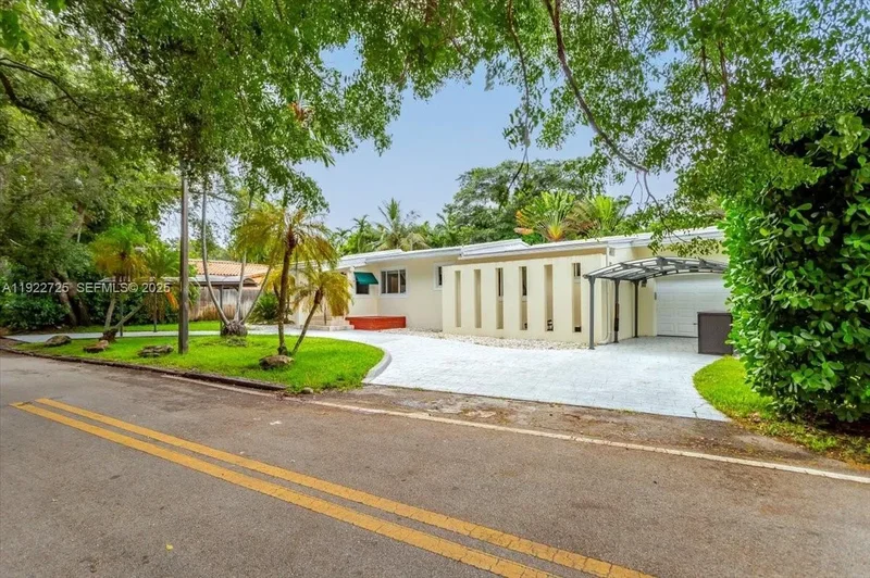 4190 Pamona Ave, Miami, Florida, United States. - Photo 43