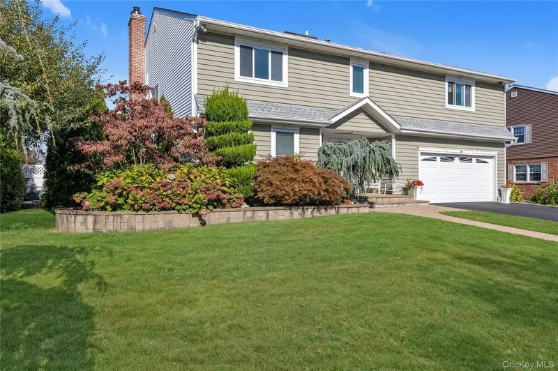 43 Oak Point Drive N, Bayville, New York, United States. - Photo 30